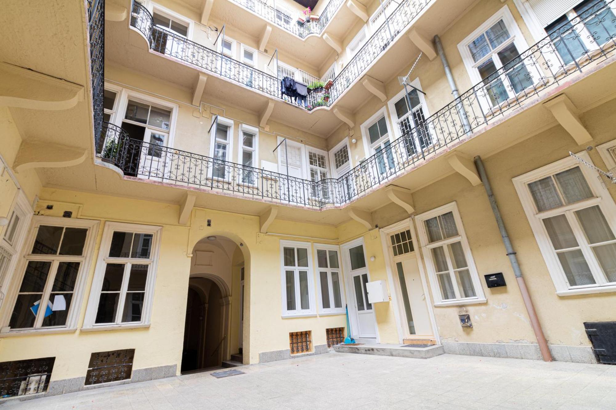 Apartman 4 You Westend Budapest Bagian luar foto